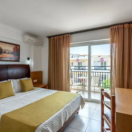אתר נופש Mediterraneo 4*