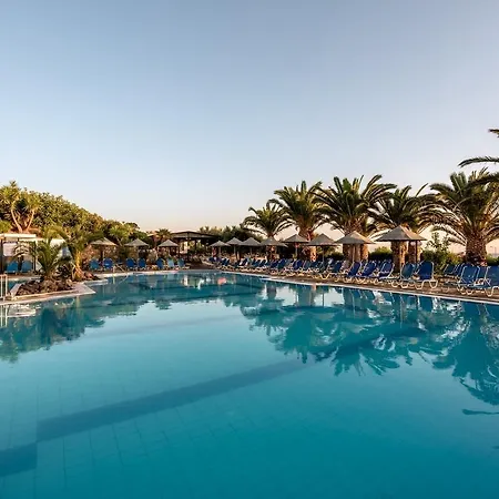 אתר נופש Mediterraneo 4*