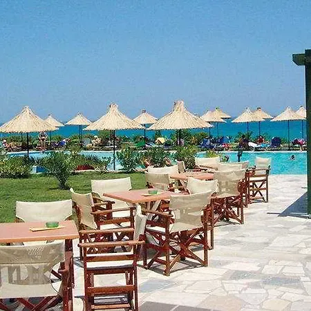 אתר נופש Mediterraneo הרסוניסוס